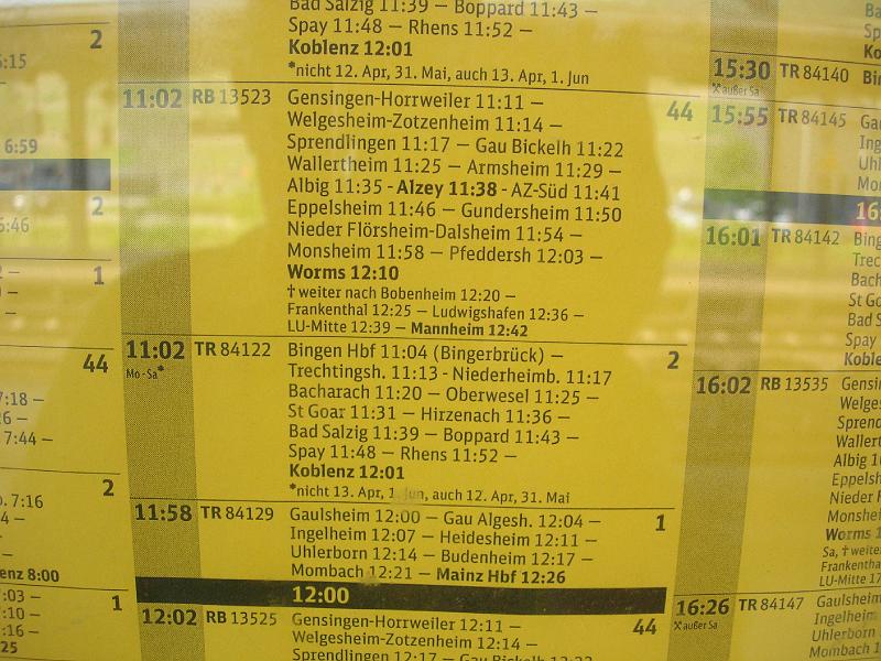 2009-05-Ausflug-Bacharach 025.jpg - um 11:02 führt unser Zug nach Bacharach